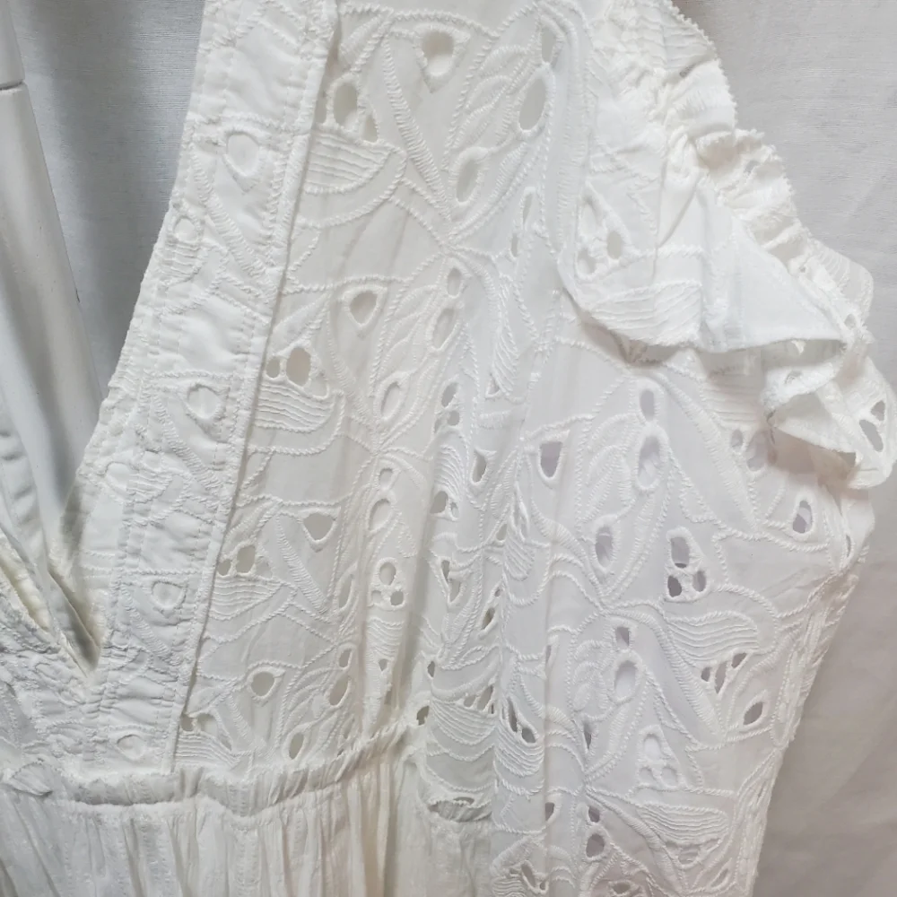 NWT IRO White Eyelet Ruffle Sleeve Dress - Size 42 / 10 - Picture 8 of 12